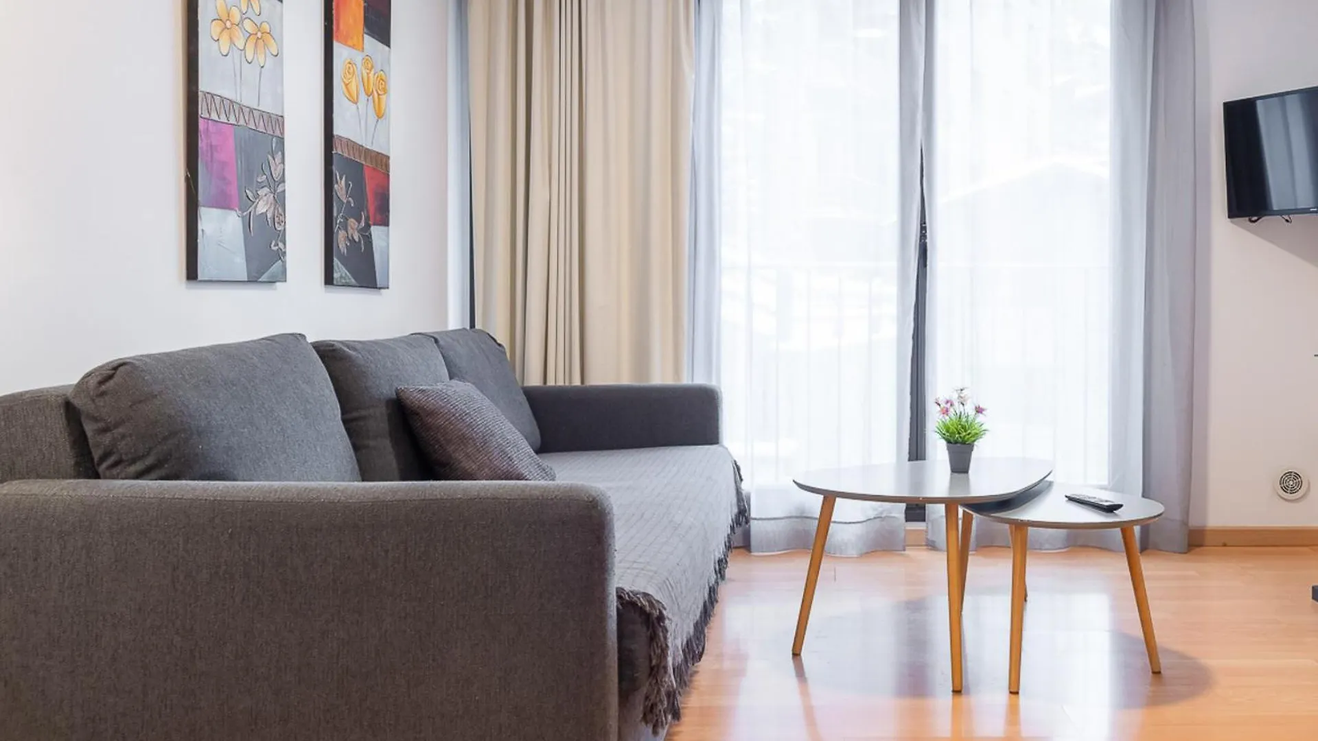 Con Vistas A La Montana, Parking Y Wifi Apartment El Tarter 0*,